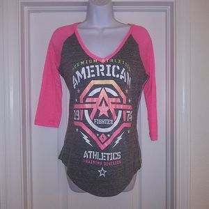 Buckle American Fighter Raglan V Neck T Shirt Top